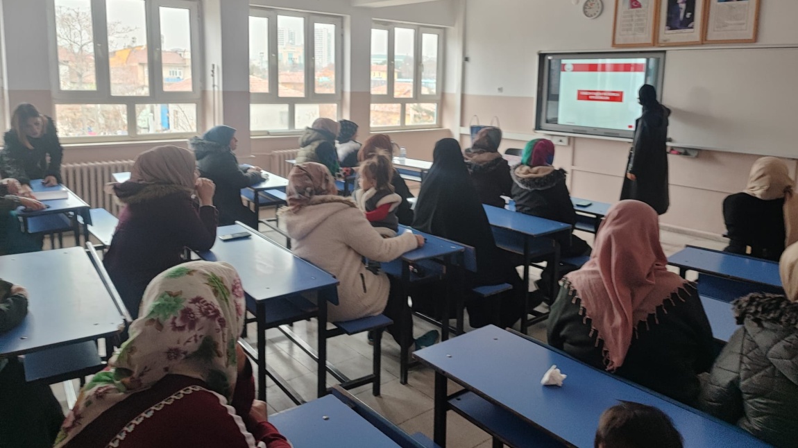 Kadına Yönelik Şiddeti Önleme Semineri